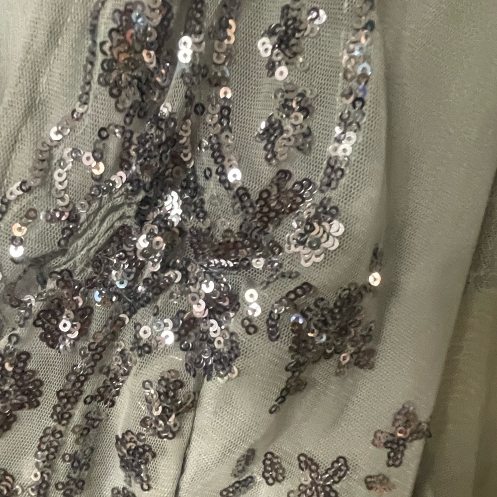 Superdown Sequence Party Dress - Picture 3 of 6